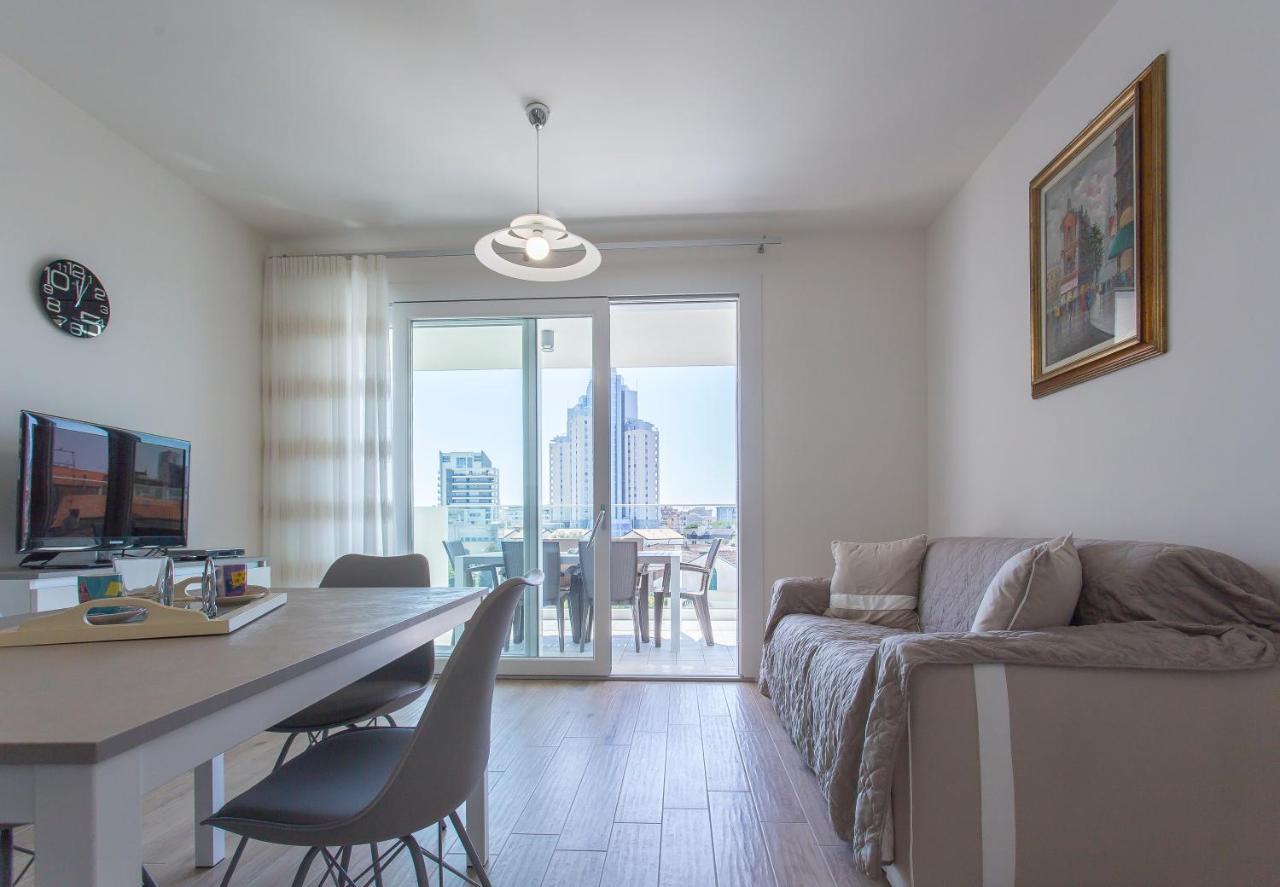 Immobiliare Jvl - Vm2 Daire Lido di Jesolo Dış mekan fotoğraf