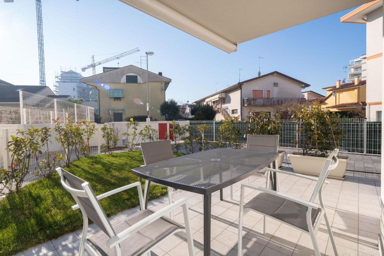 Immobiliare Jvl - Vm2 Daire Lido di Jesolo Dış mekan fotoğraf